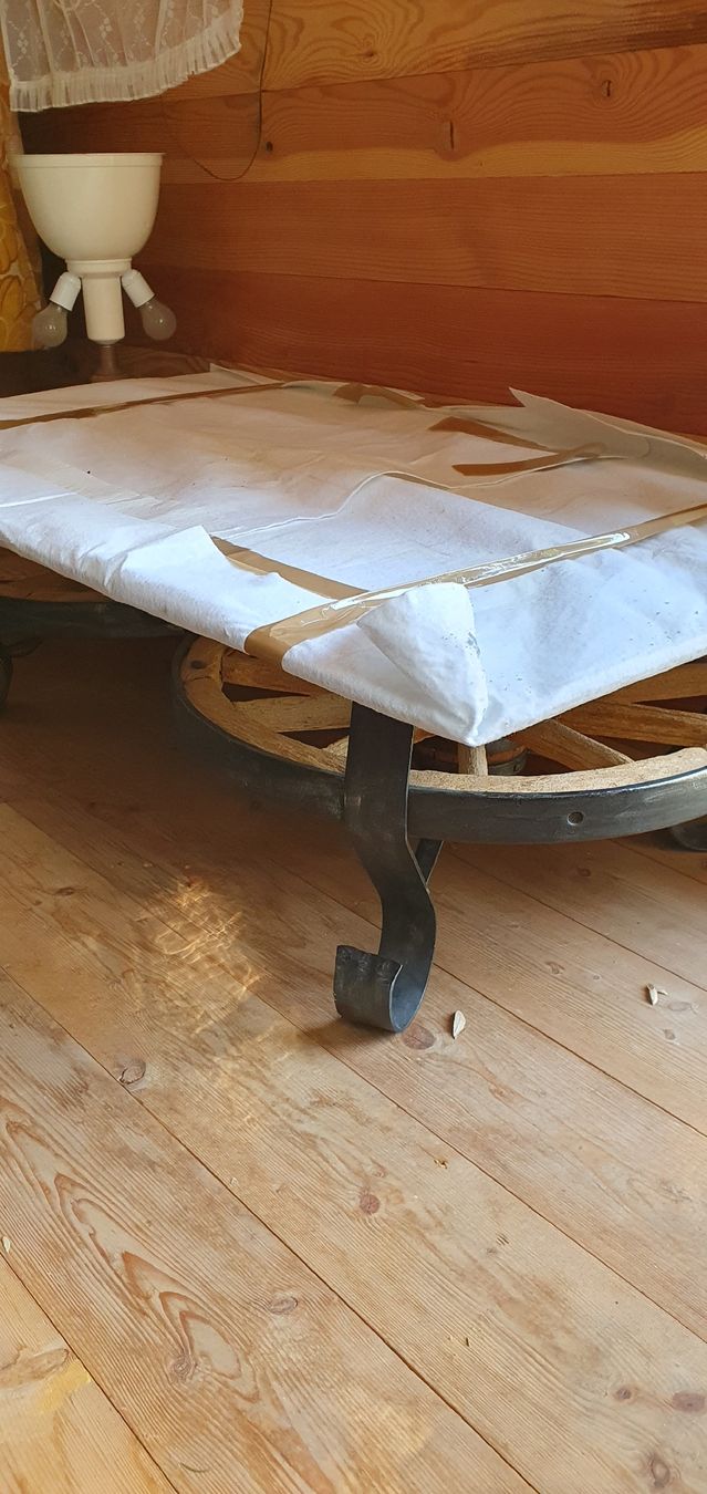 Tavoli: Saloontisch aus Wagenräder – Usato da Münsingen venduto da wd65 4
