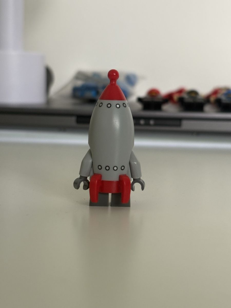 Lego Kit di costruzioni: Lego CMF Series 17 Rocket Boy – Nuovo (secondo la descrizione) da Altenrhein venduto da ben_x7ly 1
