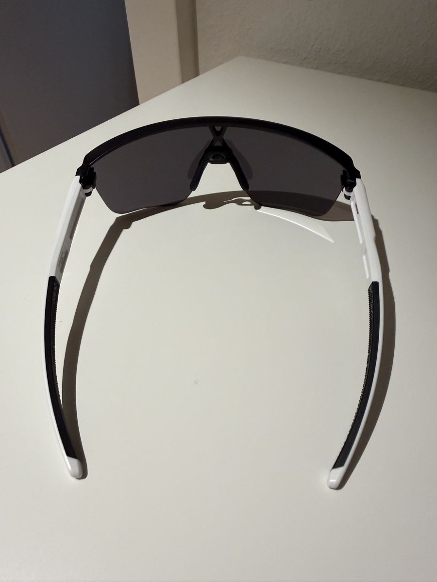 Oakley Occhiali & Lenti: Oakley OO9415 Corridor SQ Sonnenbrille – Nuovo (secondo la descrizione) da Zürich venduto da joa_6zjc 2
