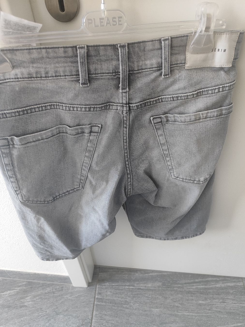 Pantalons: Short Smog Denim, Taille M - Idéal Été! – D'occasion à Vétroz par mrcl01 2