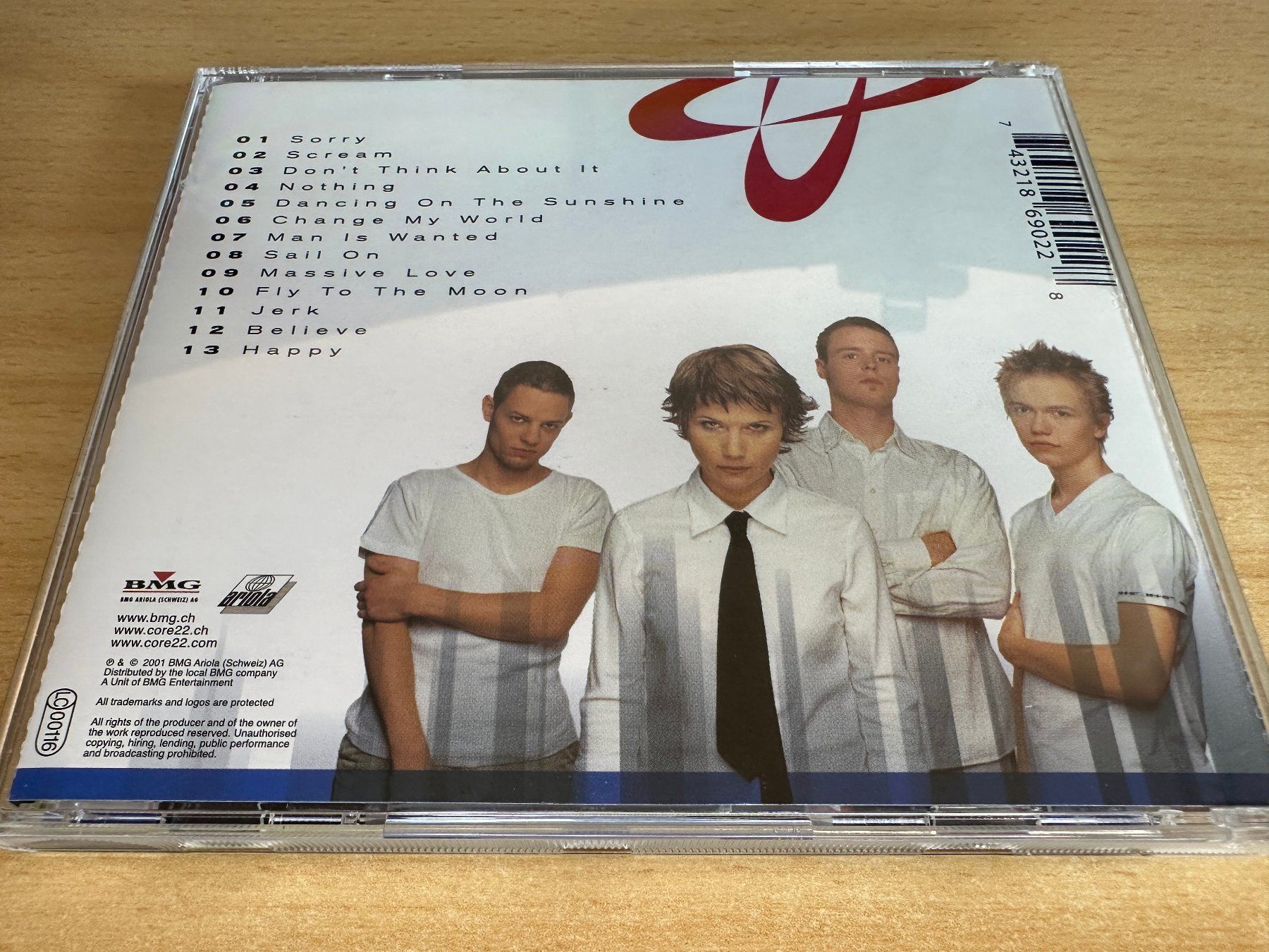 CD: Core22 – Massive Love – Usato da Rikon im Tösstal venduto da Alpenmutz 1