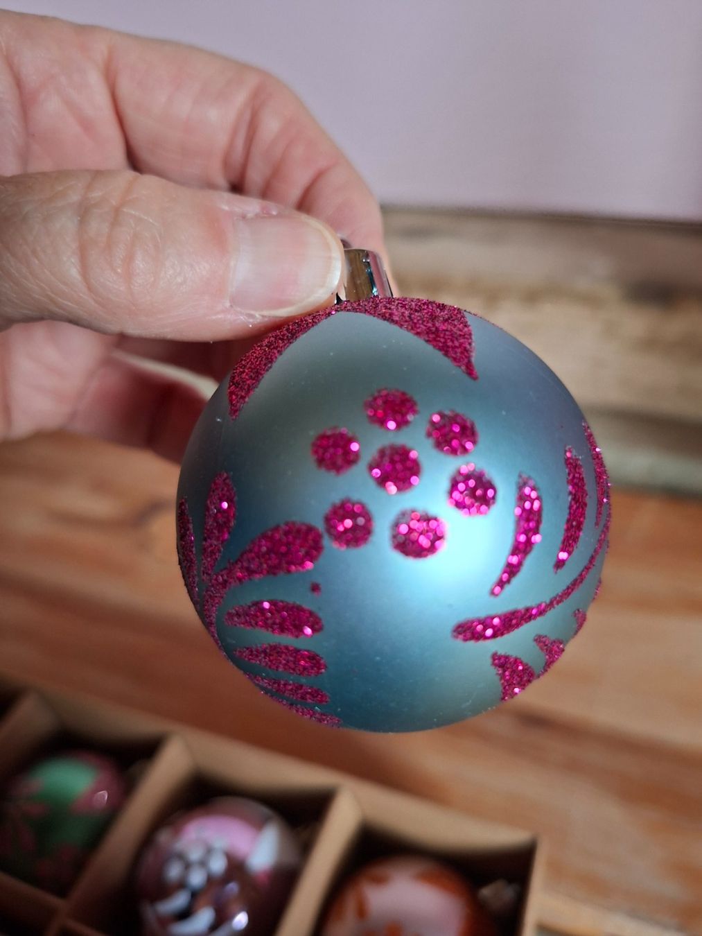 Tutte le decorazioni: neu: Weihnachtskugeln Set 12Stk, Deko – Nuovo e nell'imballaggio originale da Nassen venduto da verrueckt 3