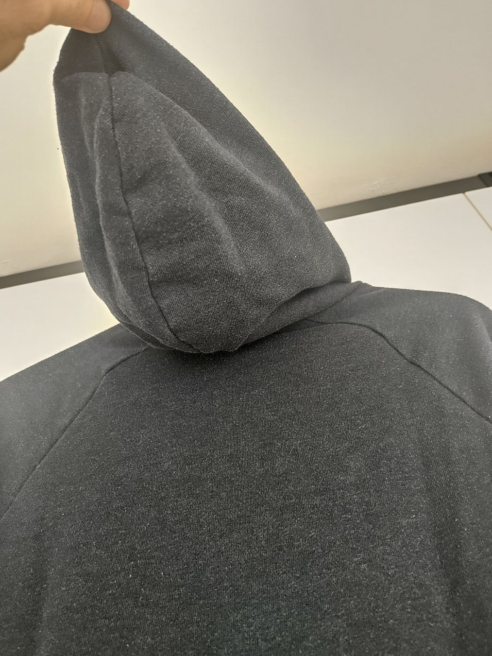 H&M Maglioni & Felpe: Hoodie / Kapuzenpulli Dunkelblau H&M – Usato da Wangen SZ venduto da scherpa1 3