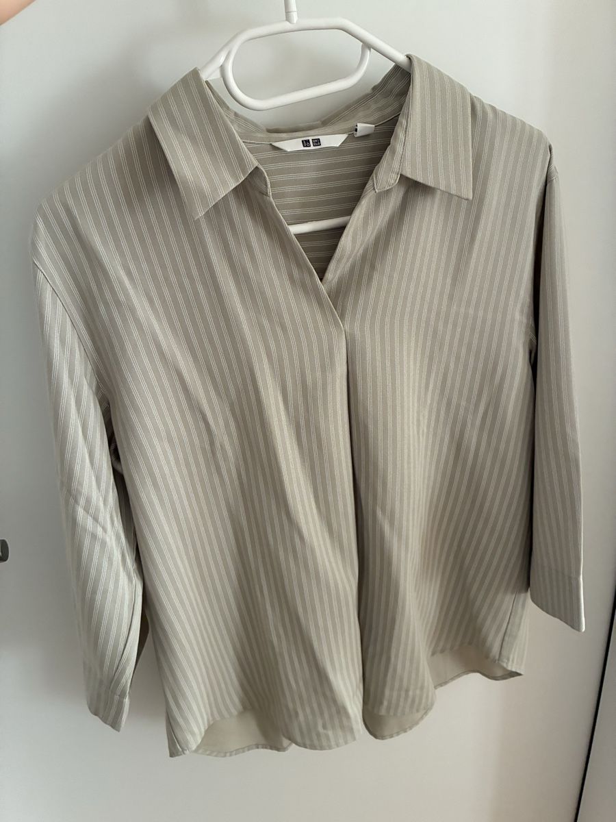 Camicette: Bluse – Nuovo (secondo la descrizione) da Bassersdorf venduto da secondhand_clothing