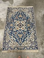 Original iranischer handgeknüpfter Perserteppich – ca. 136 ×
