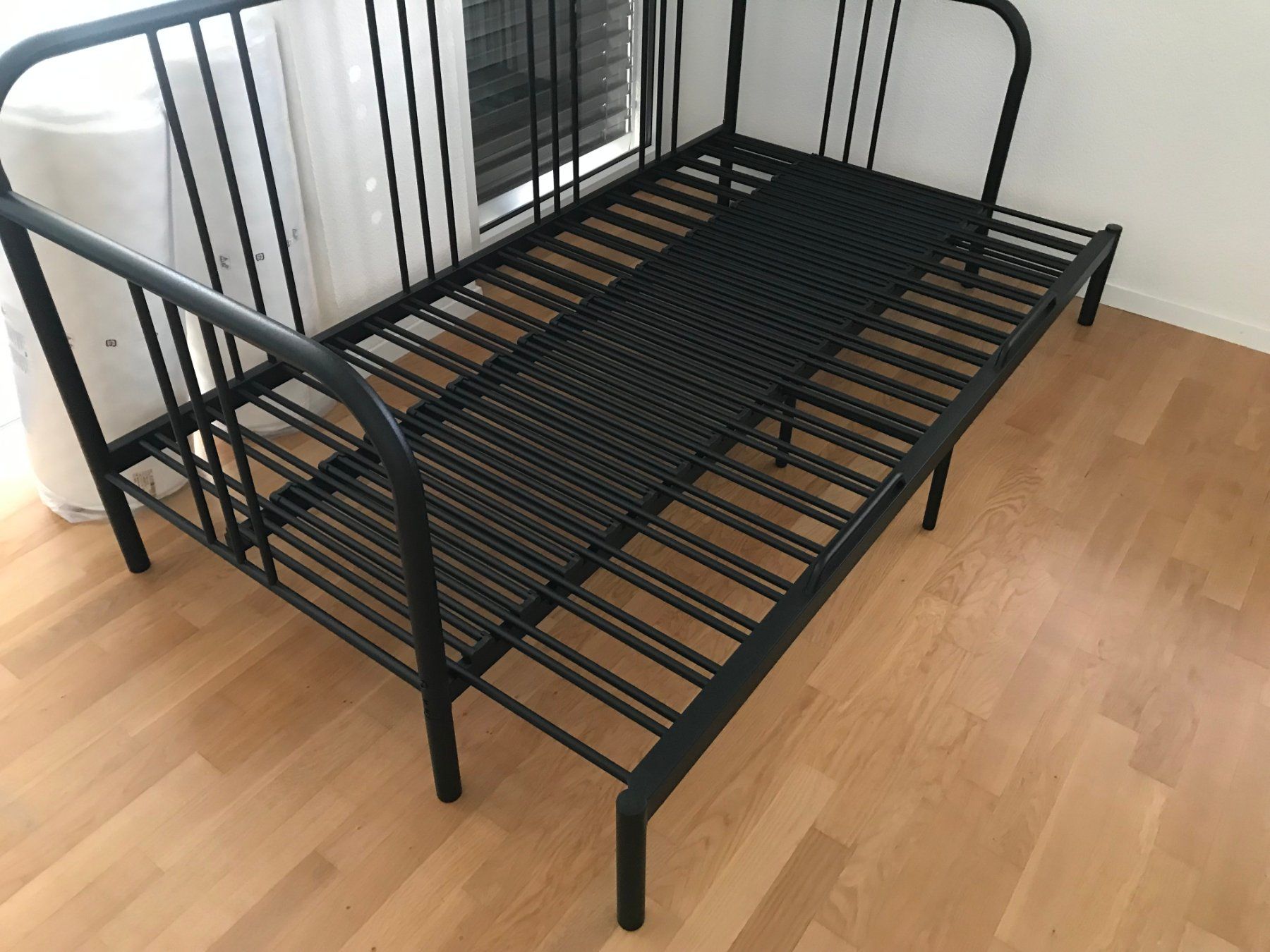 Ikea Divani: Bettsofa mit Zubehör - alles neu – Nuovo (secondo la descrizione) da Bazenheid venduto da nervik