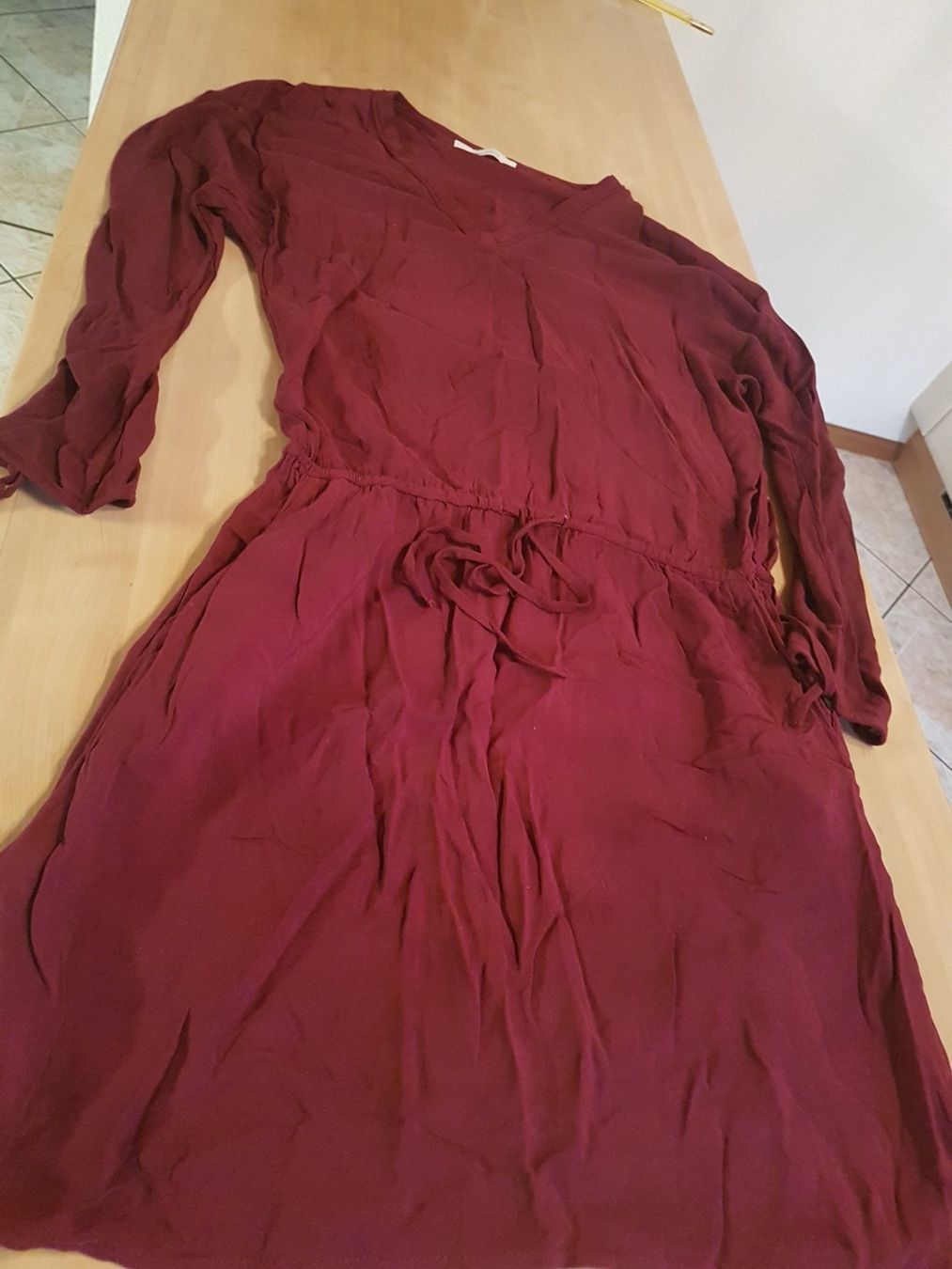 Promod Vestiti: Robe fluide col en V taille 38 marque Promod – Usato da Villiers venduto da san_jn5w