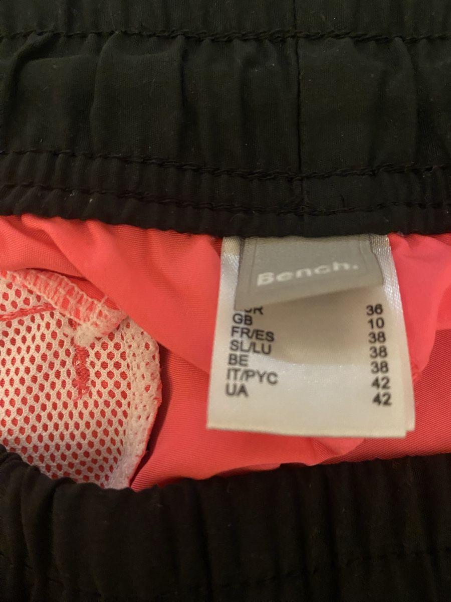 Bench Hosen: Bench Bade Shorts Hotpants pink Gr S NEU – Neu und originalverpackt aus Schönenberg ZH von Pfupfli1 2