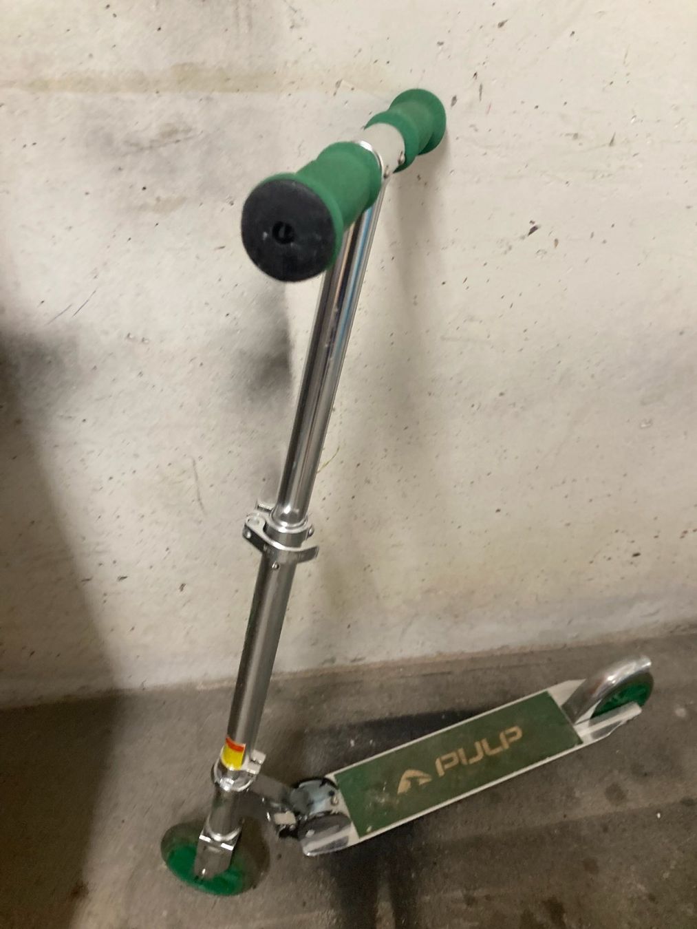 Kickboard: Pulp Scooter / Kickboard – Usato da Staufen venduto da MARINTSUM