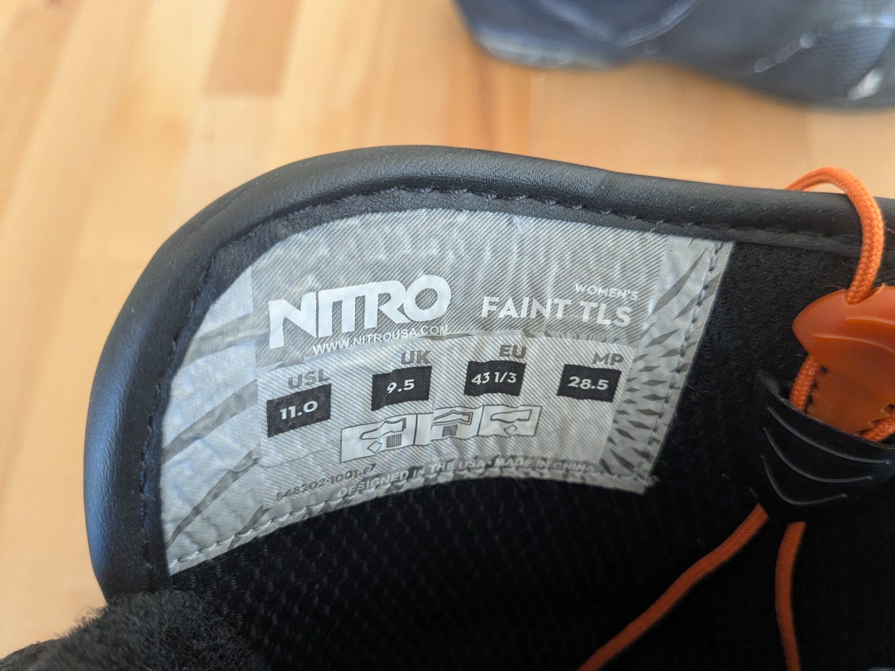 Snowboard Nitro Scarpe da donna: Snowboardschuhe Nitro Faint TLS – Usato da Birr venduto da yvobuehler 2