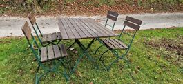Gartentisch mit 4 Gartenstühlen