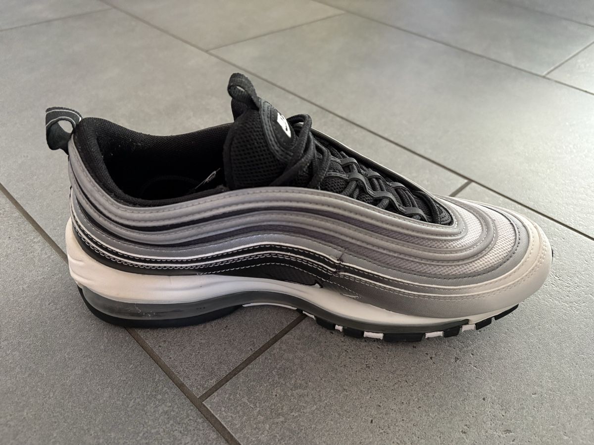 Nike Scarpe da uomo: Nike Air Max 97 (Grösse 41) – Nuovo (secondo la descrizione) da Goldach venduto da Jannis403 5
