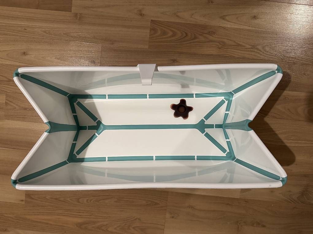 Stokke Vasche da bagno: Stokke Baby Badewanne Flexibath – Usato da Grenchen venduto da jasi.wid