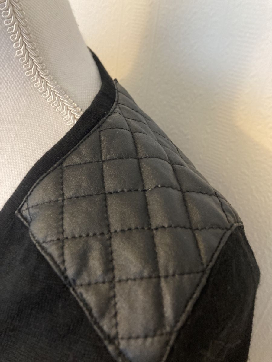 H&M Maglioni & Felpe: Pullover XS – Usato da Küssnacht am Rigi venduto da Anacerna 1
