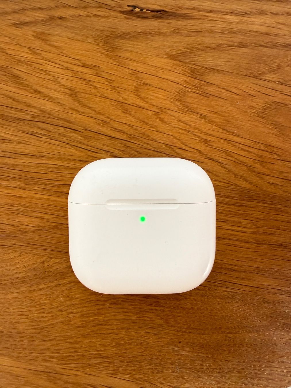 Apple Kopfhörer: APPLE AirPods 4 Charging Case – Gebraucht aus Lausanne von Nine1982 4