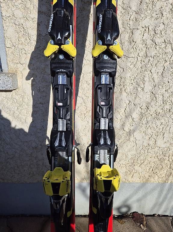 Atomic Skis: Atomic GS Junioren Rennski – Gebraucht aus Erlenbach i. S. von phi_9lf5 2