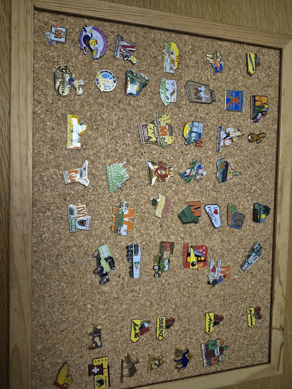 Placchette & Badge: Pin div. migros Blick usw. – Usato da Buttikon SZ venduto da sefa02