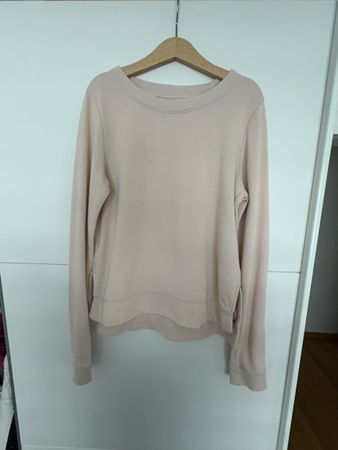 Mädchen Pulli Gr. 140/146