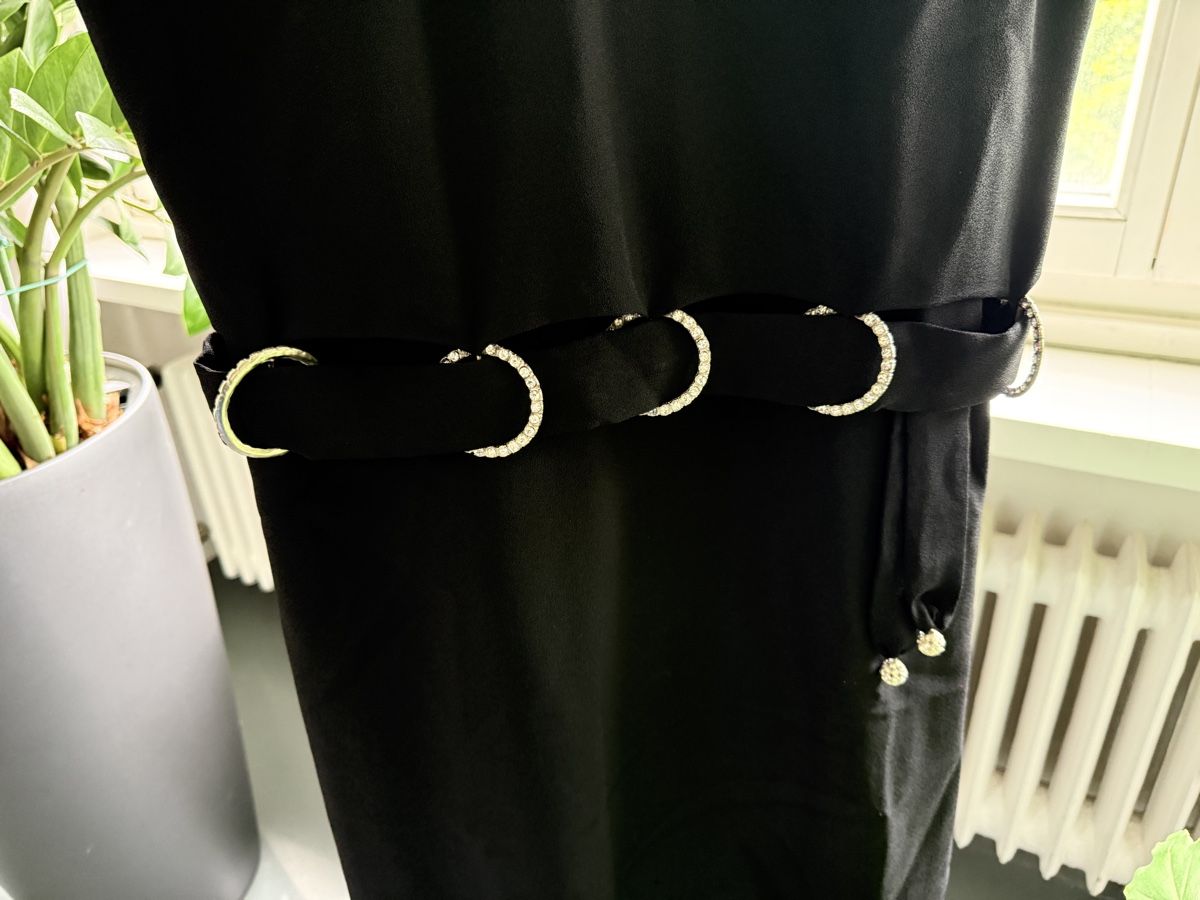 Vestiti: weko kleid schwarz  – Usato da Zürich venduto da ele_cj6q 2