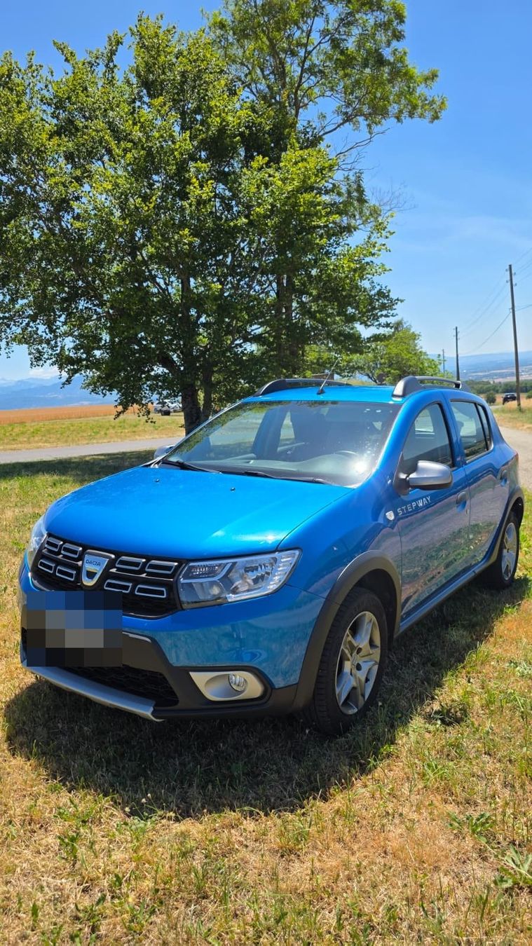 Dacia Autos: Dacia Sandero Stepway 2017, Parfaites Conditions – Gebraucht aus Genolier von CFD95 2