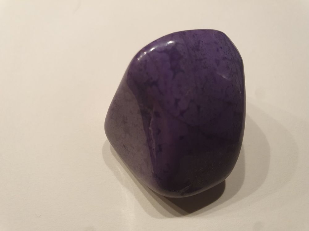 Sugilith Mineral Sugilit Violett Trommelstein (Gebraucht) in Russikon ...