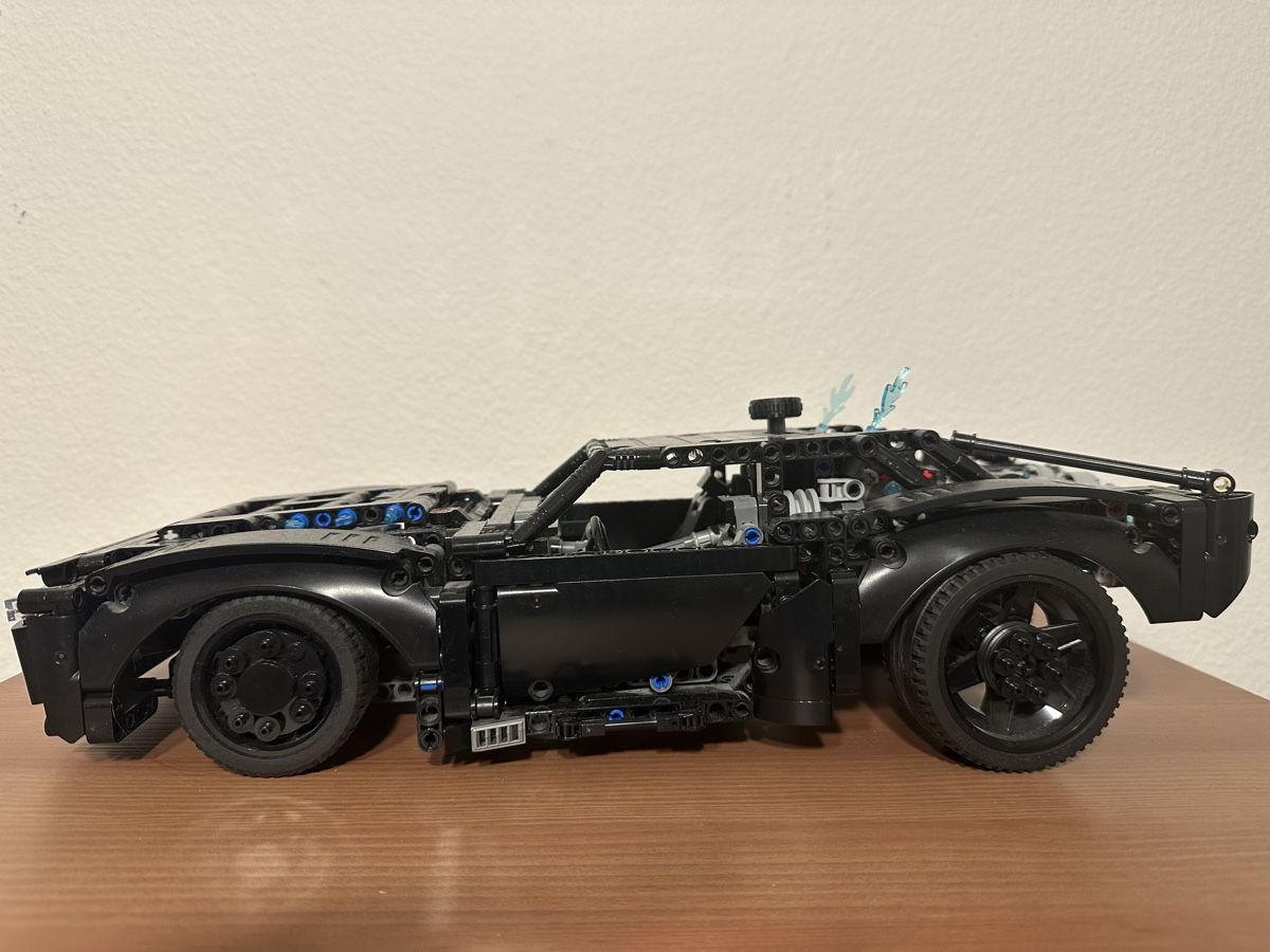 Lego Kit di costruzioni: Lego Technic: Batmobil – Usato da muttenz venduto da Bilal_Kr