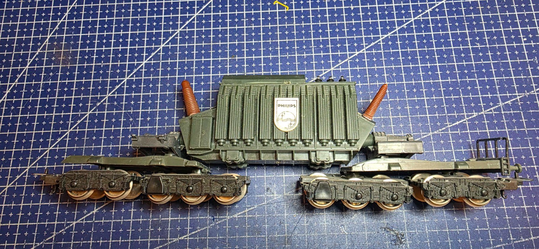 Lima Modellini di ferrovie: Lima Güterwagen Philips HO/DC – Usato da Hochfelden venduto da Danizh0