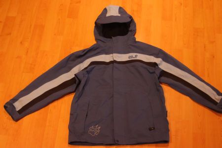 blaue Jack Wolfskin Regen Jacke 152