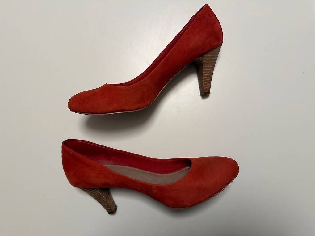 Esprit Scarpe da donna: Pumps ESPRIT Grösse 39 – Usato da Basel venduto da zzzth77x 1