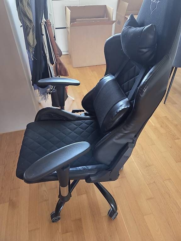Stühle: Trust gxt resto gaming chair – Gebraucht aus Zürich von cic_k8rg 1