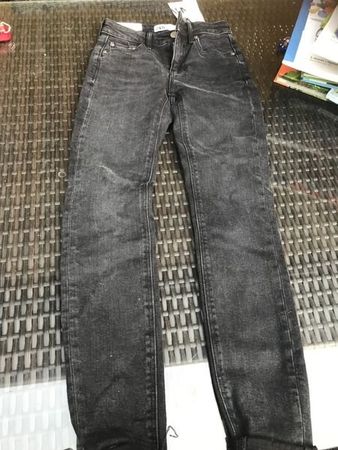 Neu Mädchen Jeans Hose Zara schwarz EUR 32 / Neupreis 49.90