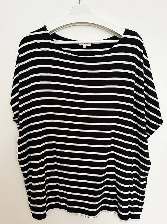 Lotti di vestiti: 20 Kurzarmblusen / T-Shirts – Usato da Wil SG venduto da ell_zj57 1