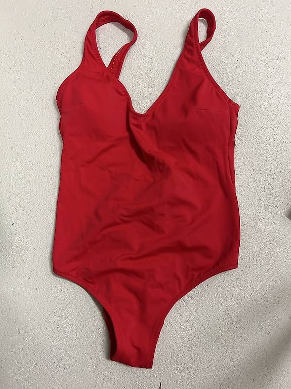 Costumi da bagno & Bikini: Badekleid – Usato da Schwerzenbach venduto da nic_zt5r