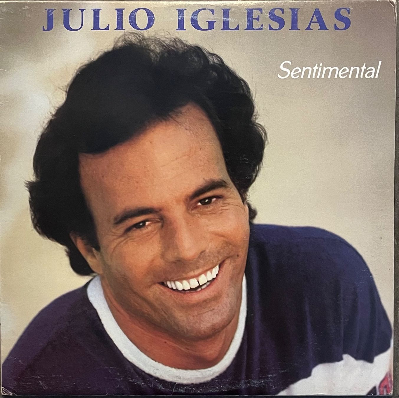 Vinyles: JULIO IGLESIAS - SENTIMENTAL - 33 Tours – D'occasion à Bussigny par vinyl-pas-cher