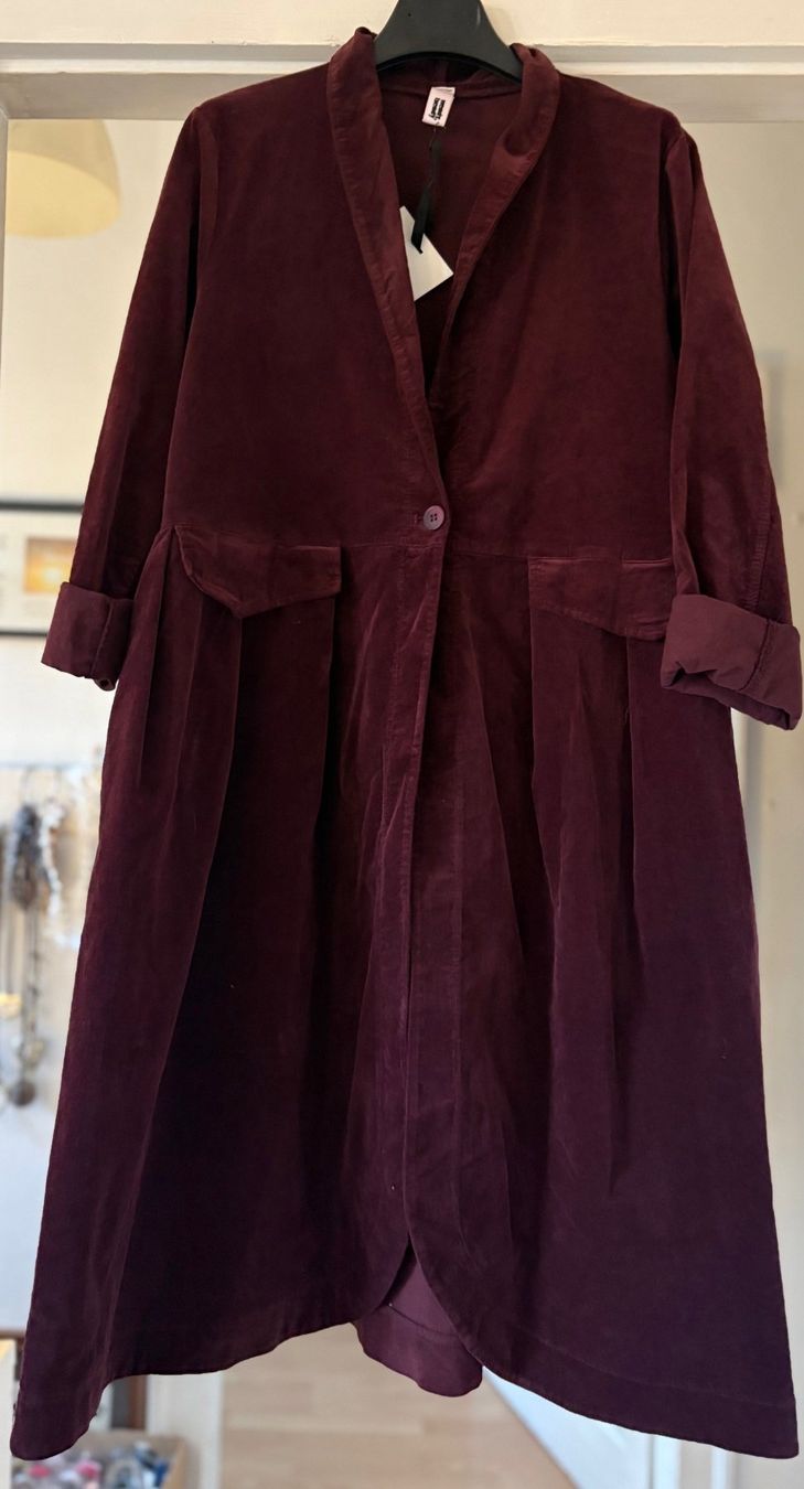 Cappotti: MANTEAU EN FIN VELOURS!! M – Nuovo e nell'imballaggio originale da Locarno venduto da NicoNion
