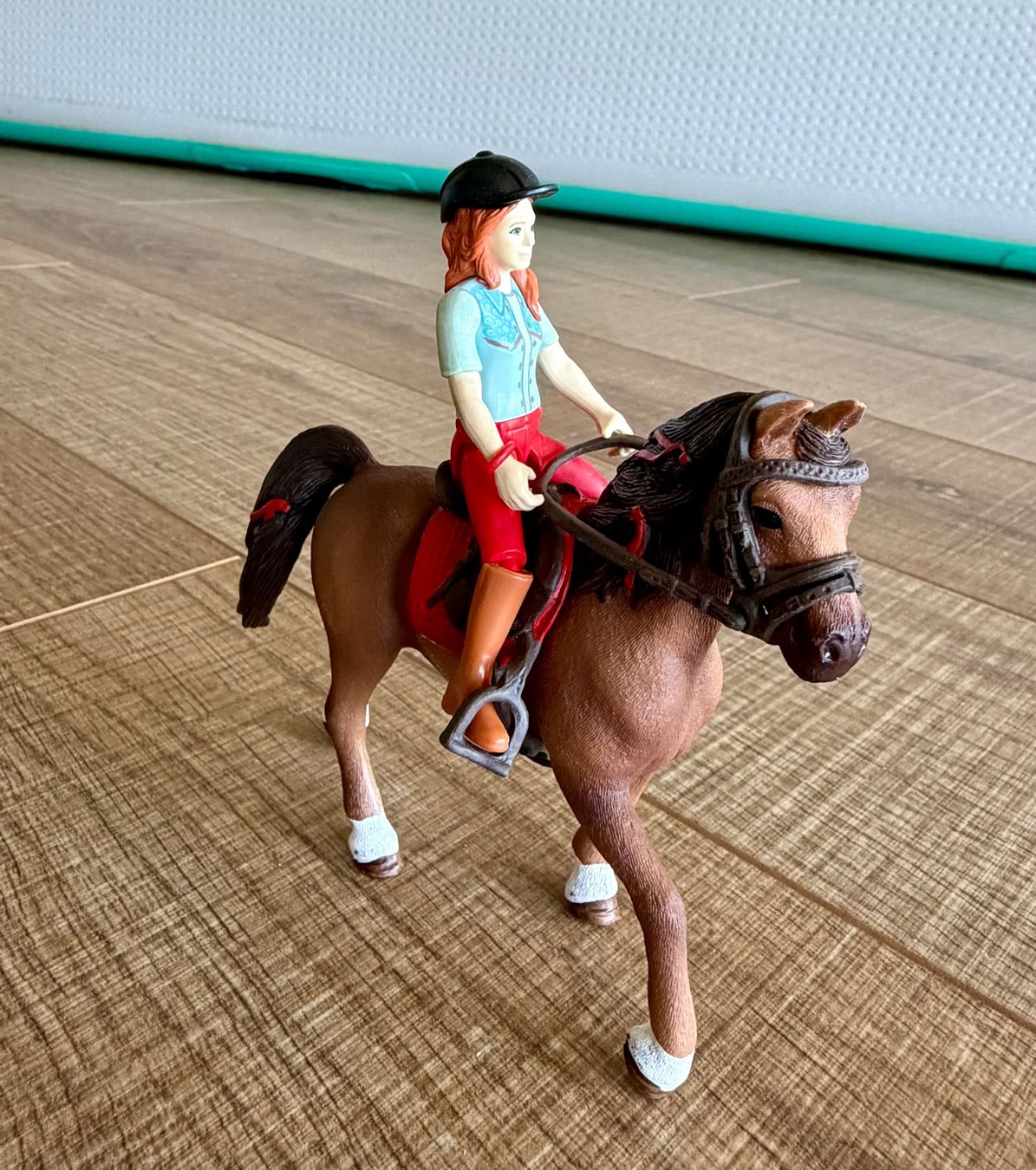 Schleich Spielzeuge: Schleich Pferd mit Reiterin – Gebraucht aus Scharnachtal von Annanass