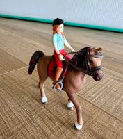 Schleich Pferd mit Reiterin