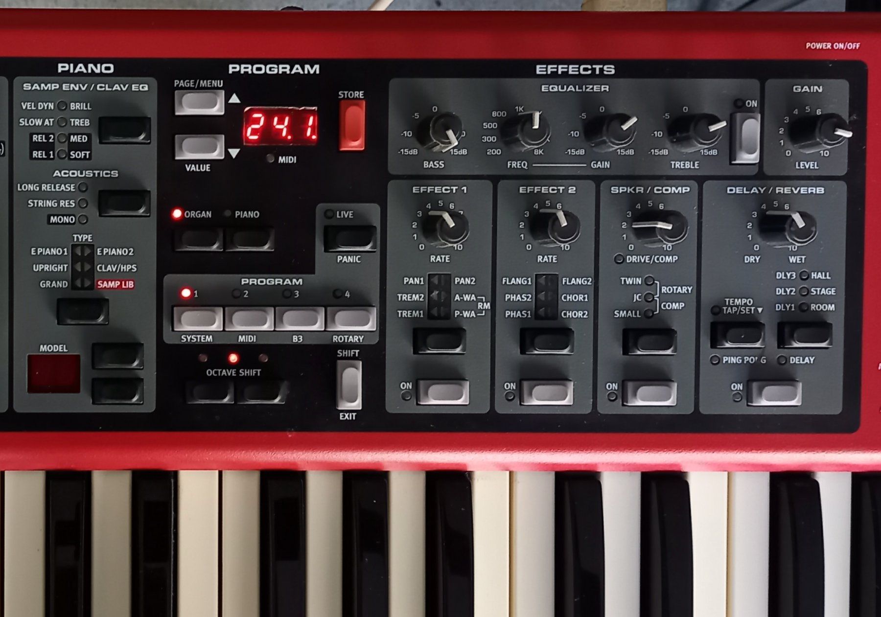 Nord Musikinstrumente: Nord Electro 4D – Gebraucht aus Luzern von garlicia 3