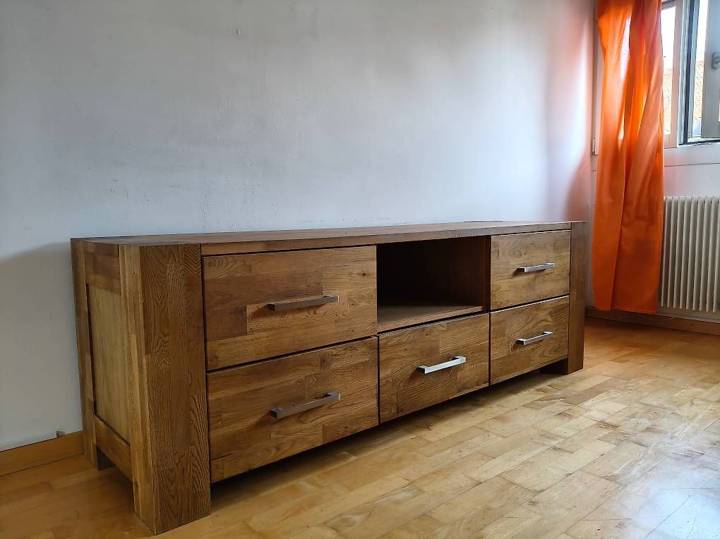 Mobili TV: TV Möbel - Eiche Massiv, Jysk – Usato da Muri b. Bern venduto da Eowyn76