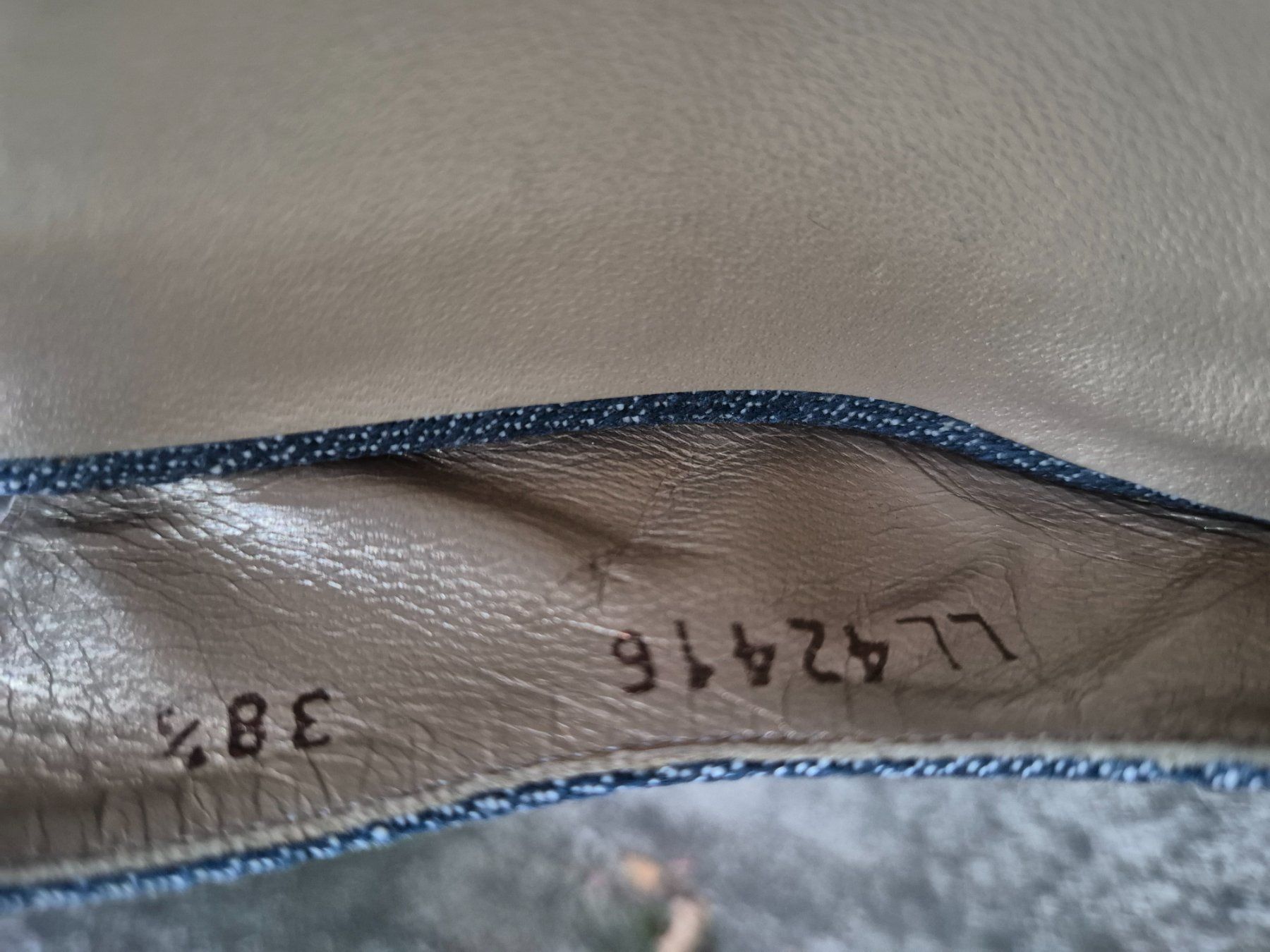 Stuart Weitzman Damenschuhe: Stuart Weitzman 38.5 – Gebraucht aus Oberrohrdorf von ma-vie 3