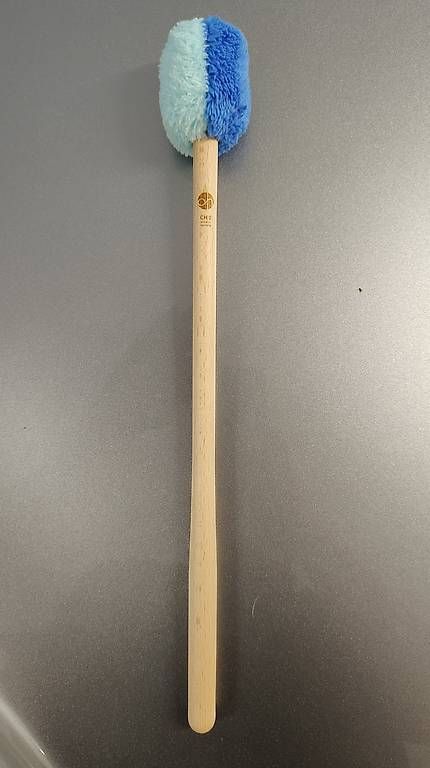 Strumenti musicali: Olli Hess Profi Chakra Gong Mallet CH 2 – Usato da Schwyz venduto da Burnsdesign