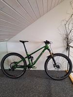 Norco Fluid Trail-Bike mit FOX Kashima Coat