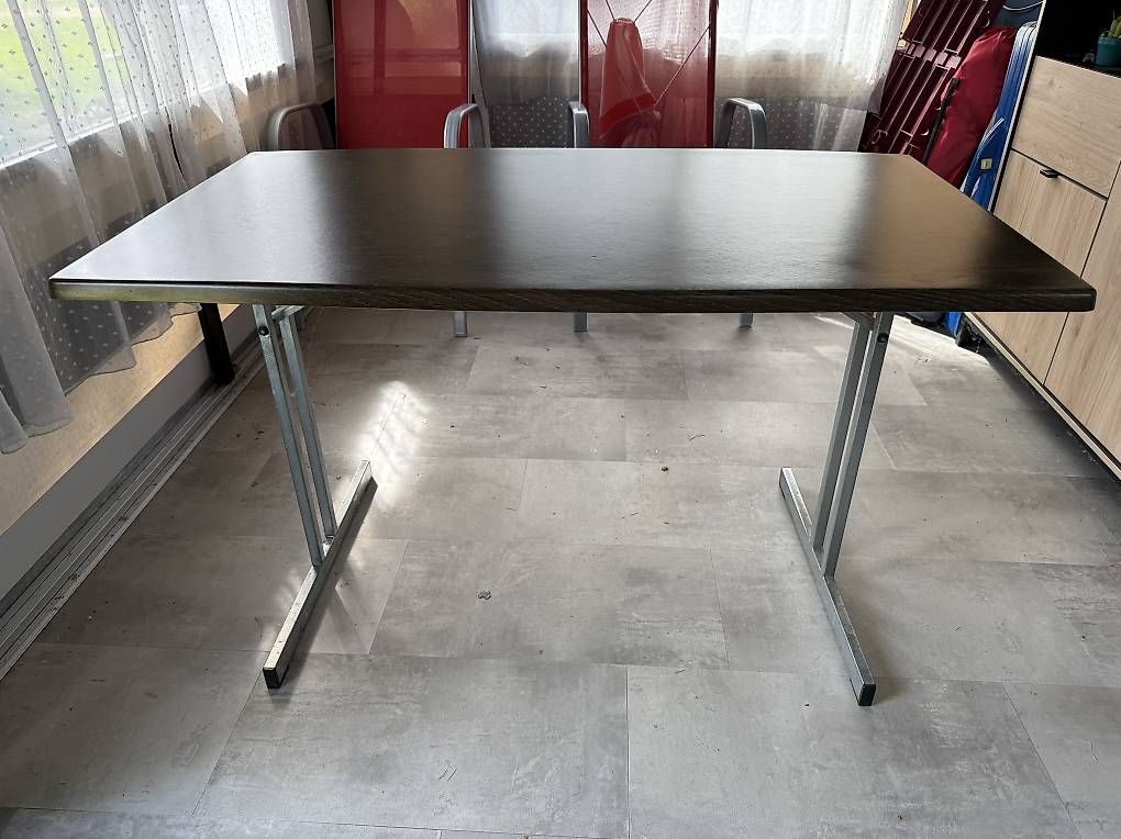 Tables: Table de jardin / Gartentisch  – D'occasion à Münsingen par monic51 1