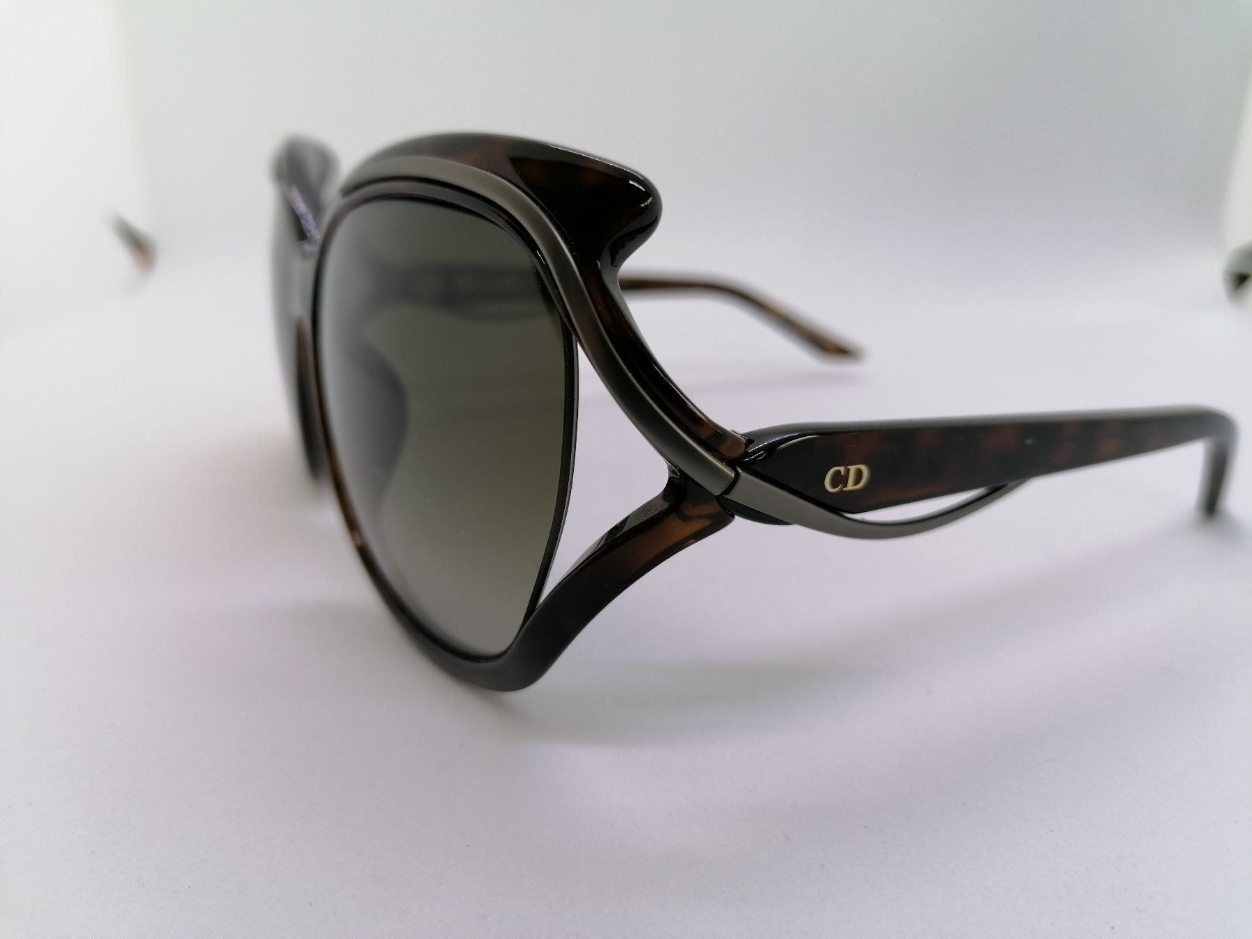 Dior Occhiali & Lenti: Dior Audacieuse 2 – Nuovo e nell'imballaggio originale da Muralto venduto da Brillen-outlet 1