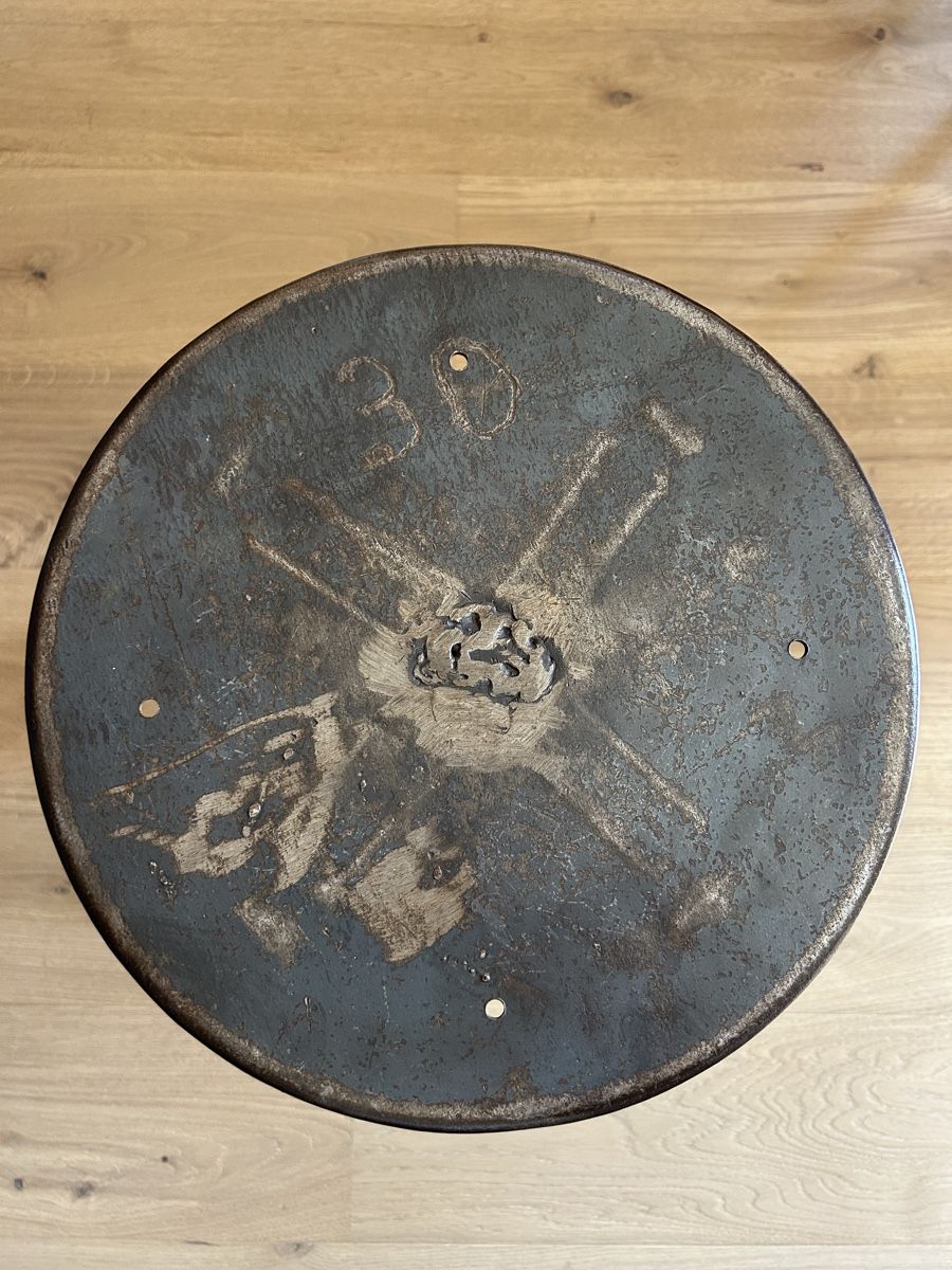 Sgabelli: Tabouret vintage industriel usine Neuchatel – Usato da St-Cergue venduto da pinkgreen 1