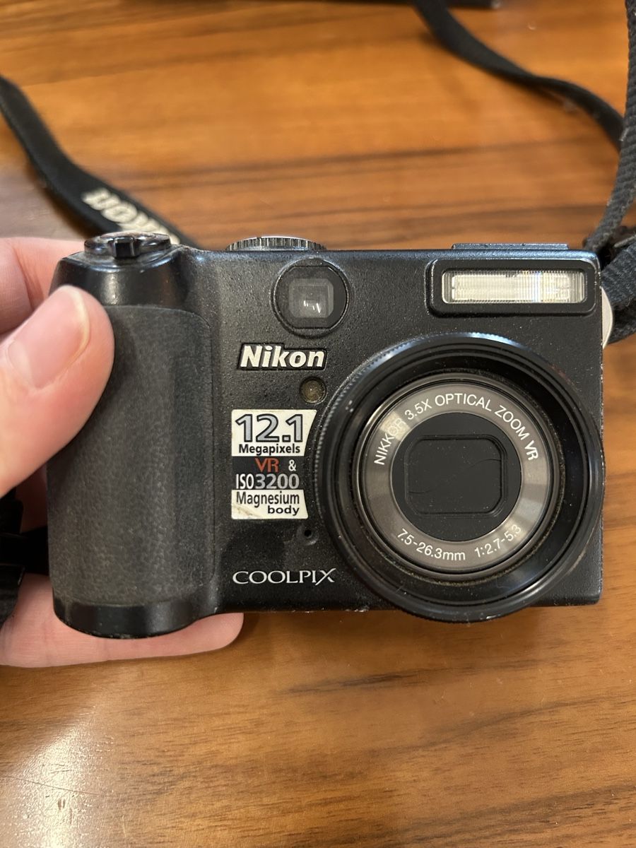Nikon Kamera: Nikon kamera – Gebraucht aus Zürich von BashasBrockenhaus 3