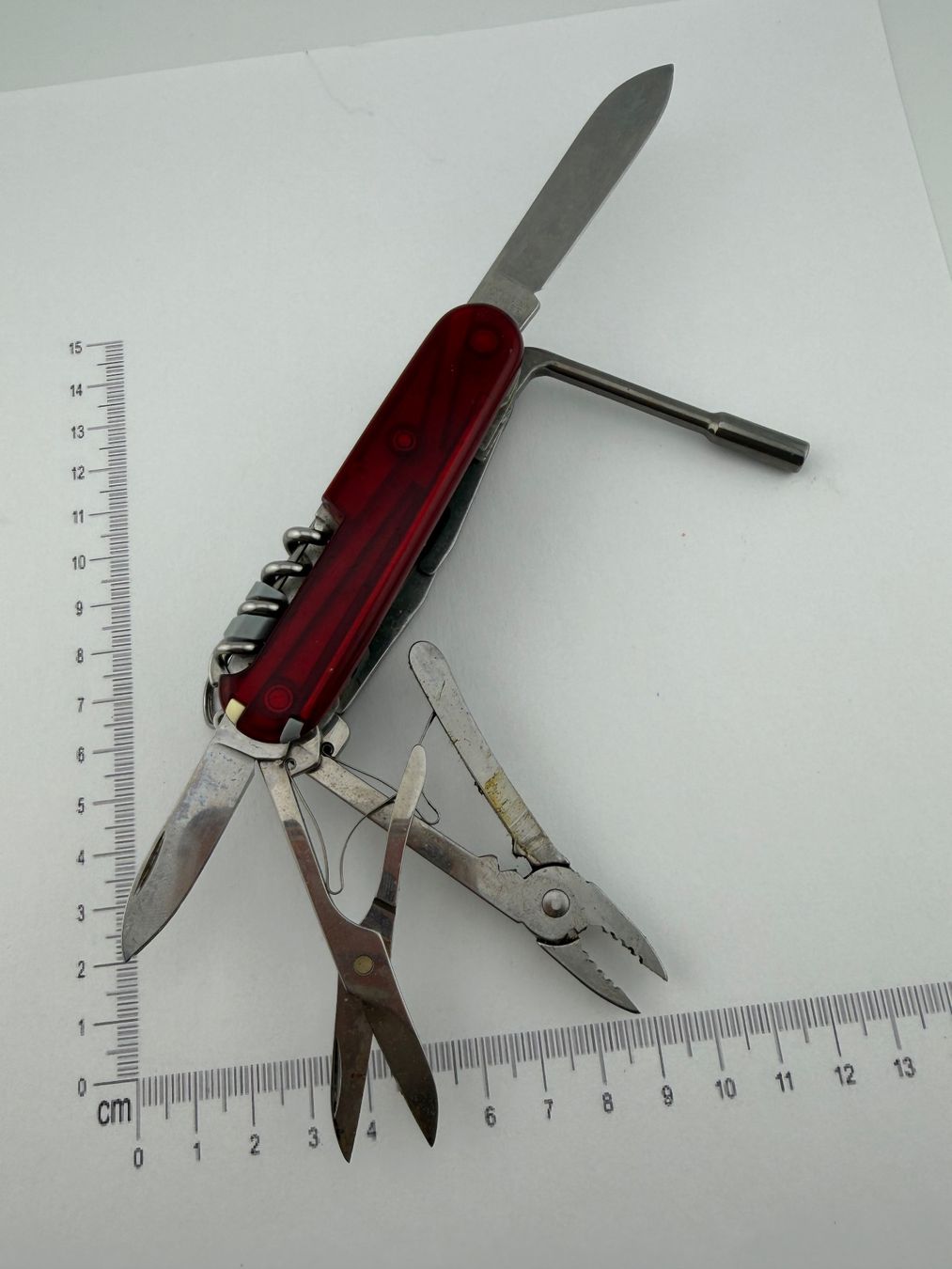Victorinox Couteaux de poche: VICTORINOX avec tourne vis – D'occasion à Biel/Bienne par MrP_WatchesBiel