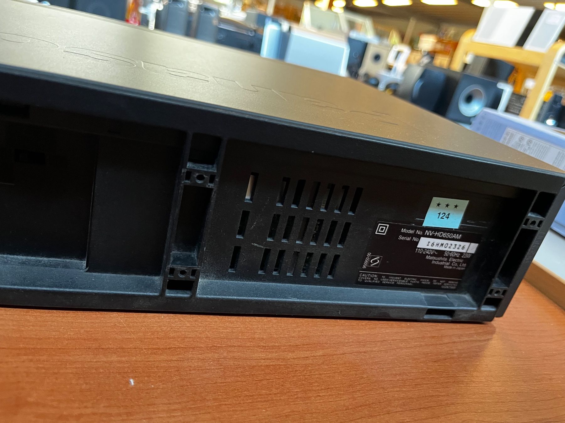 Panasonic Lettore multimediale & Streamer: Magnétoscope VHS  Panasonic NV-HD650 avec télécommande – Usato da Veyrier venduto da Deniro2 2