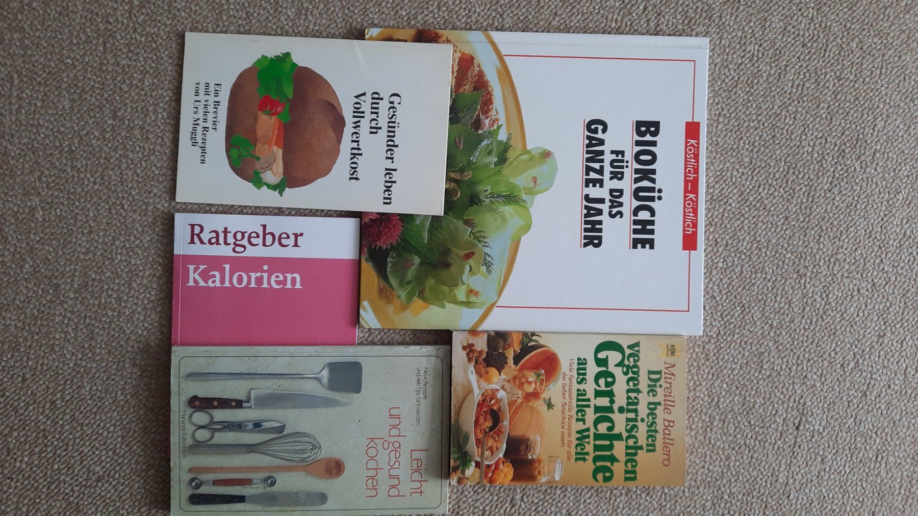 Libri: Kochbuch: 5 Bücher zu Bio und gesund kochen – Usato da Niederteufen venduto da Buecherwurm_70