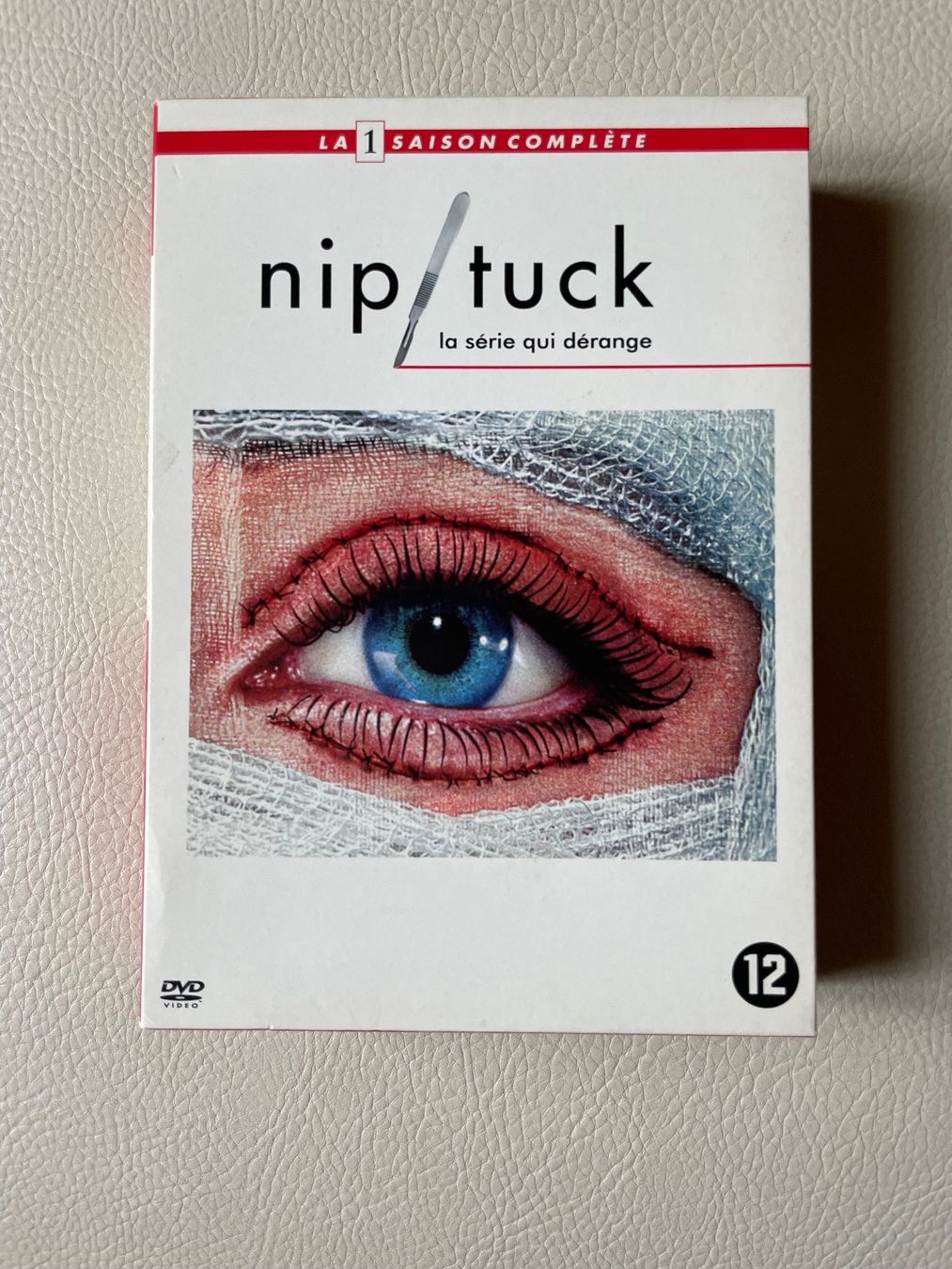 Tutti i DVDs: CD DVD série NIP TUCK saison 1 – Nuovo (secondo la descrizione) da Genève venduto da flocon06